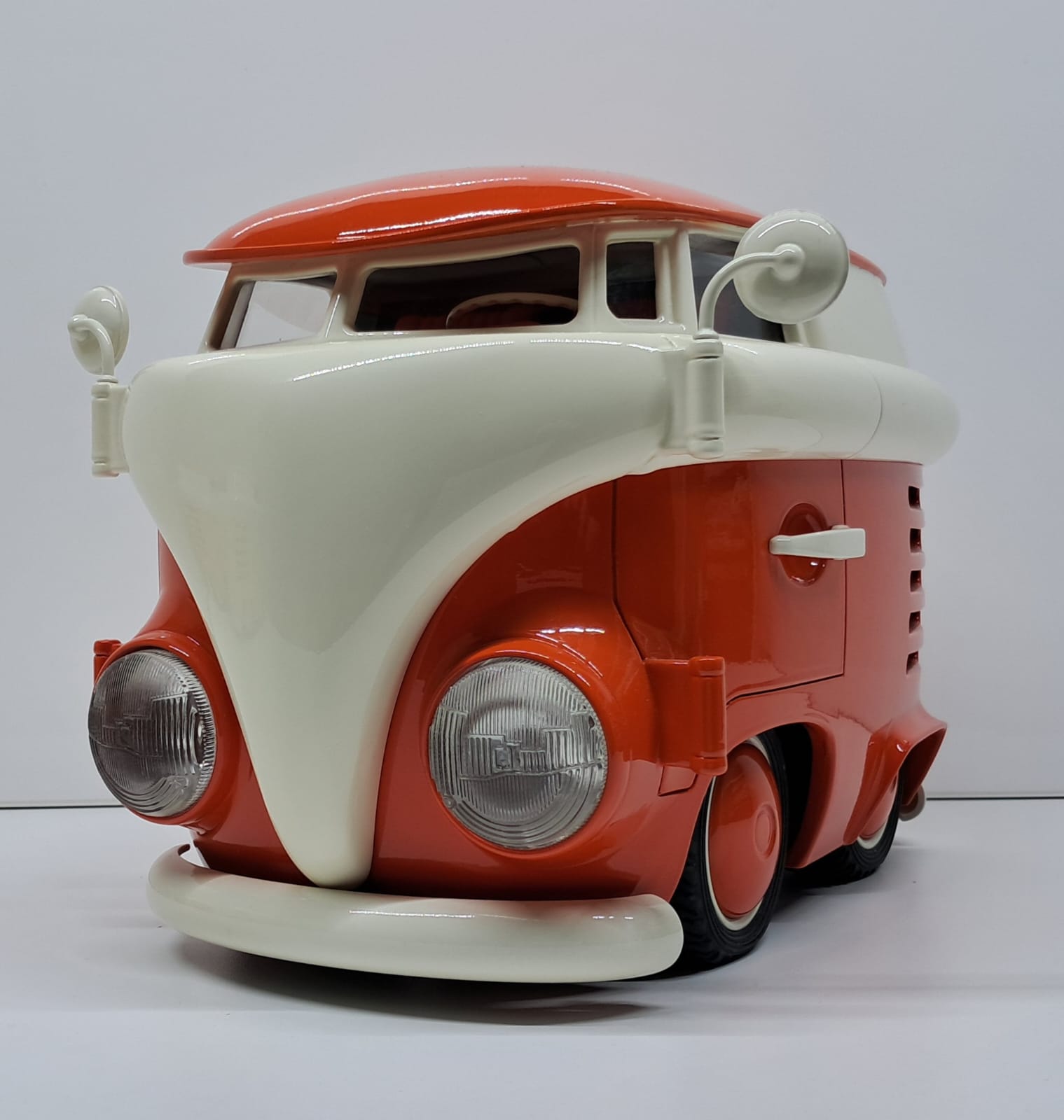 Sculpture 3D - Combi Cartoon Rouge