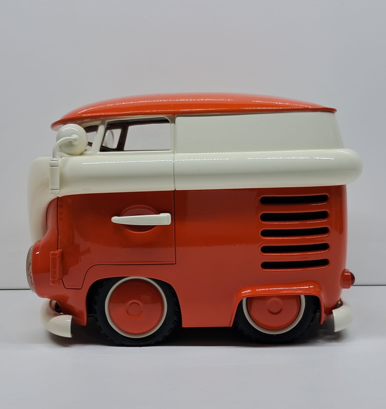 Sculpture 3D - Combi Cartoon Rouge – Image 2